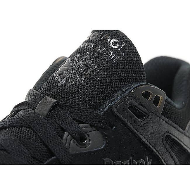 Reebok Ventilator ST Triple Black
