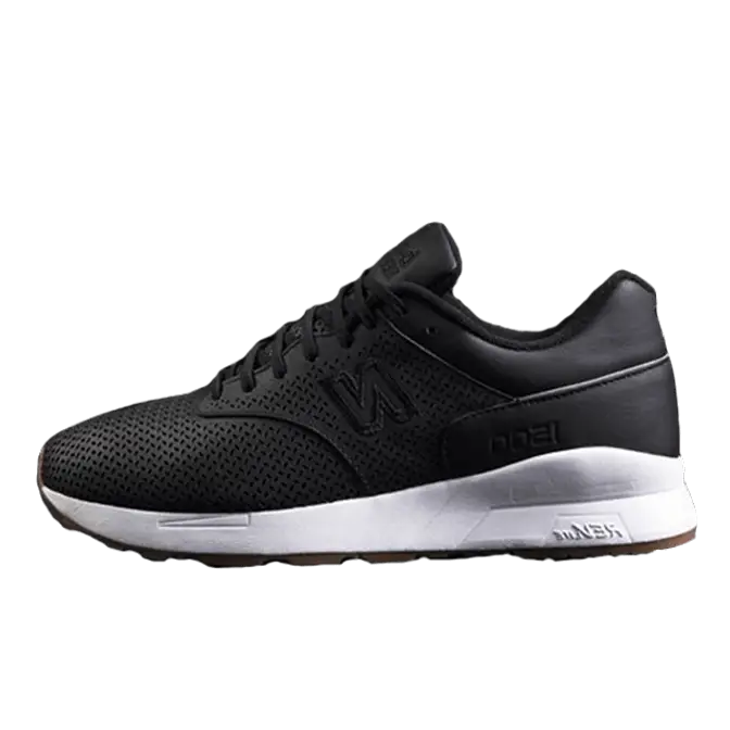 Size-x-New-Balance-MD1500-Black