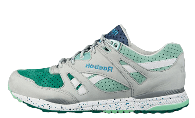 Sneaker-Politics-x-Reebok-Ventilator-Lake-Pack-Aqua.png