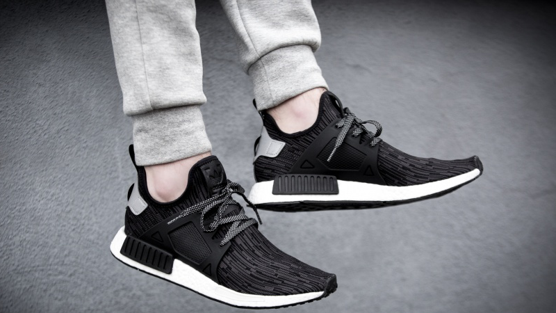 Adidas nmd xr1 discount triple black zebra