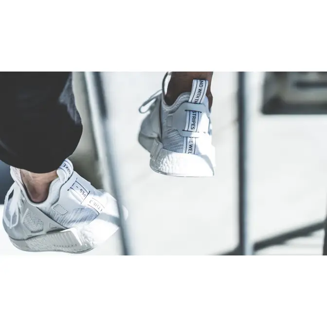 nmd xr1 primeknit white