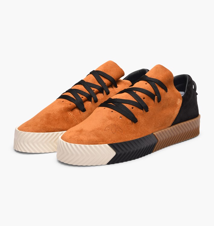 veterano capacidad Reductor adidas Alexander Wang Skate Sand | Where To Buy | BY8910 | The Sole Supplier