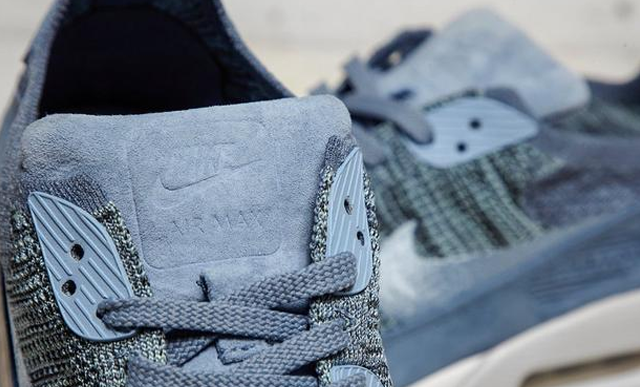 Nike Air Max 90 Flyknit Blue