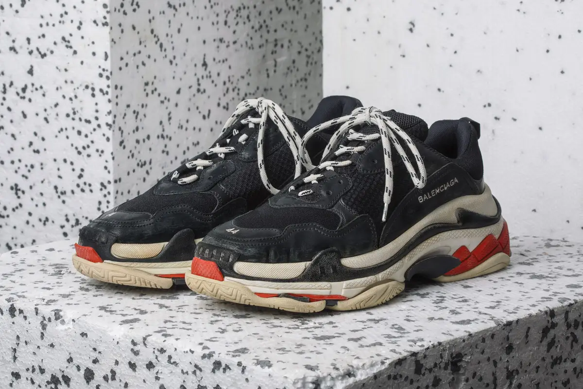 Gucci x yeezy hot sale wave runner 7