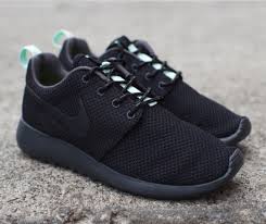 Nike Roshe Run Hyperfuse Triple Black  9th Jul 14