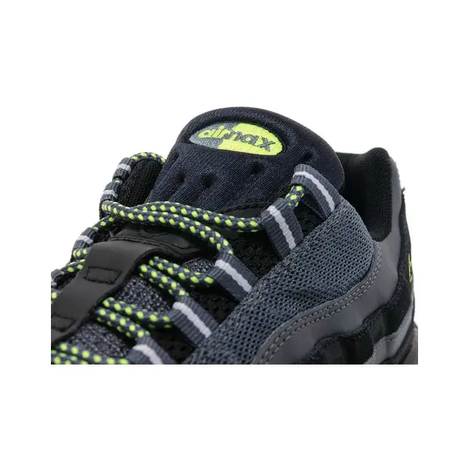 Nike air max sale 95 core black volt