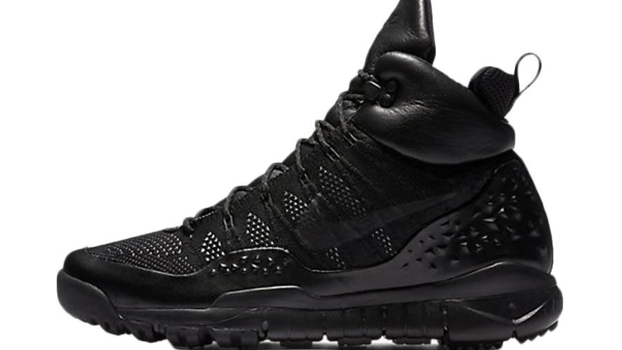 nike lupinek flyknit triple black