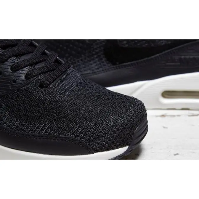 nike air max 90 flyknit black