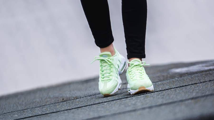 nike air max 95 liquid lime