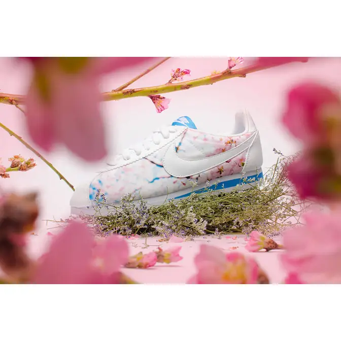 Cortez nike cherry blossom best sale