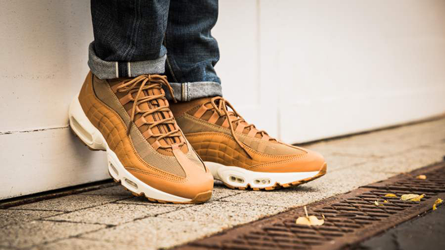 Nike Air Max 95 SneakerBoot Flax Pack - Where To Buy - 806809-201 | The  Sole Supplier