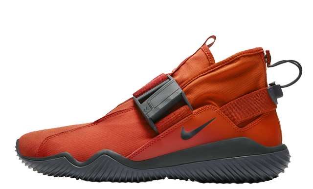 NikeLAB KMTR Dragon Red