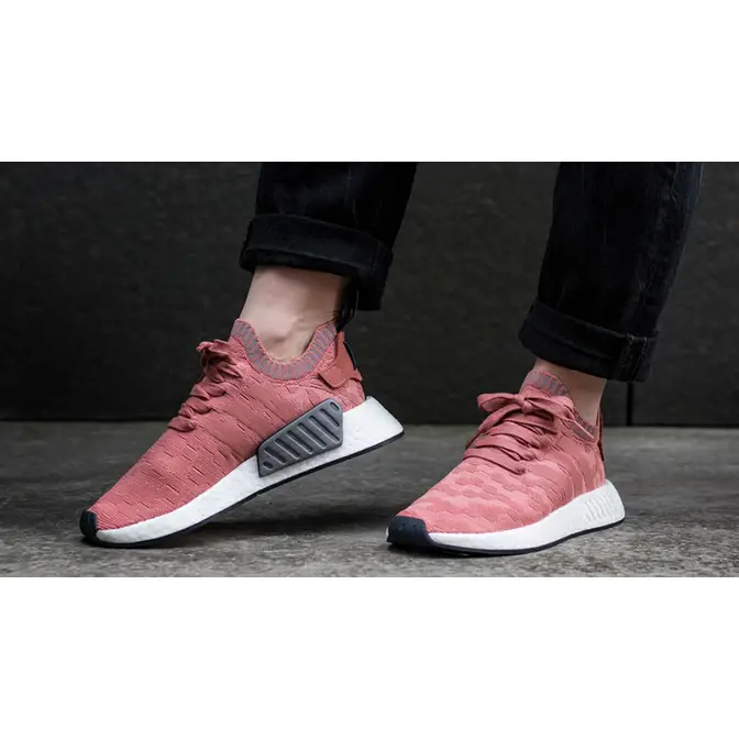 Adidas nmd r2 primeknit raw pink best sale