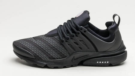 Nike Gives The Air Presto Utility Low The Reflective Treatment Nike Gives The Air Presto Utility Low The Reflective Treatment