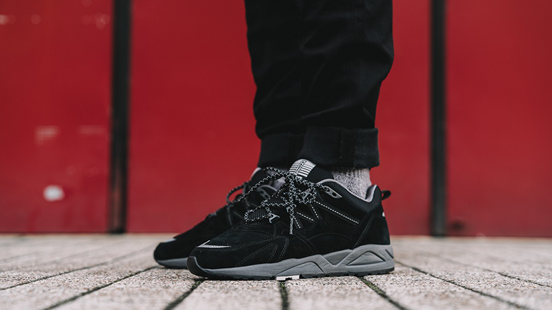karhu black trainers