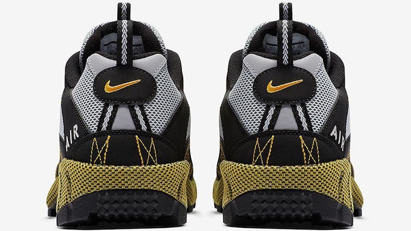Nike Air Humara 17 Black Maize
