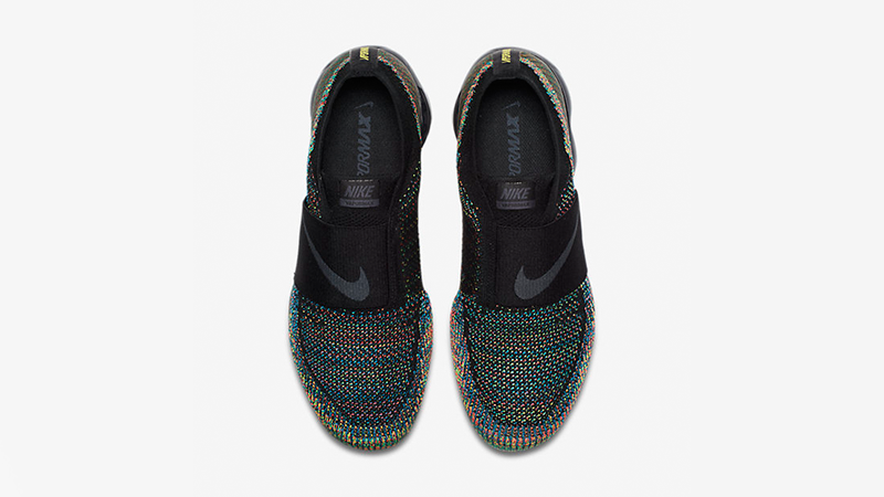 Vapormax best sale moc rainbow