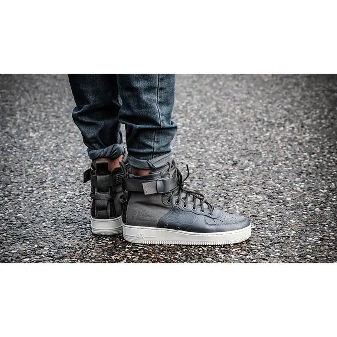 Air force 1 sf mid dark grey hotsell