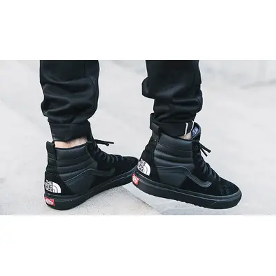 Sk8 hi 2024 the north face