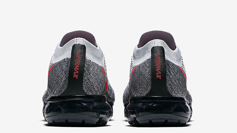 nike vapormax grey red