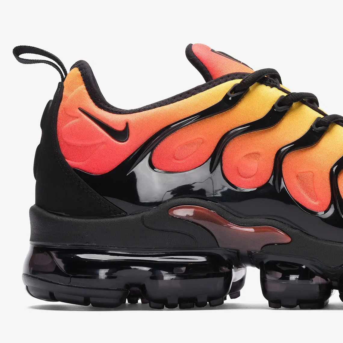 Nike vapormax plus outlet sunrise