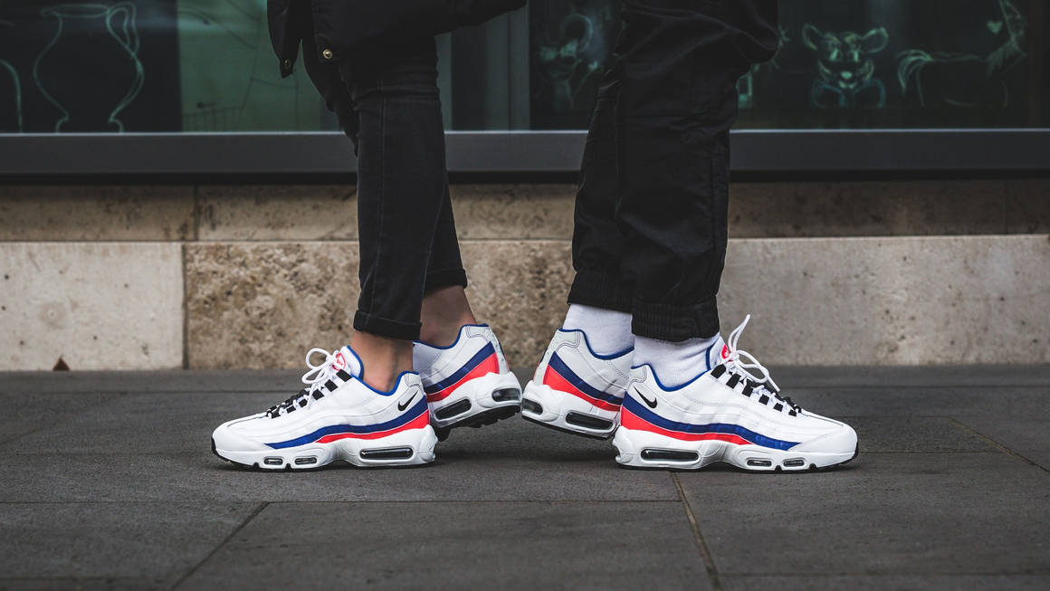 redden poeder betreuren Top 10 His And Hers Sneakers Perfect For Valentine's Day Gifts | The Sole  Supplier