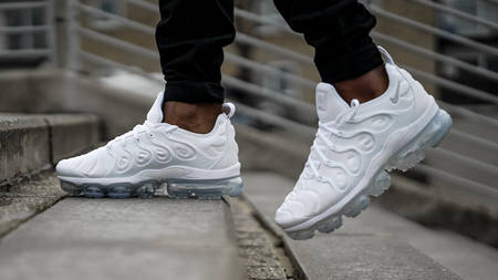 Closer Look At The Nike Air VaporMax Plus Triple White Closer Look At The Nike Air VaporMax Plus Triple White