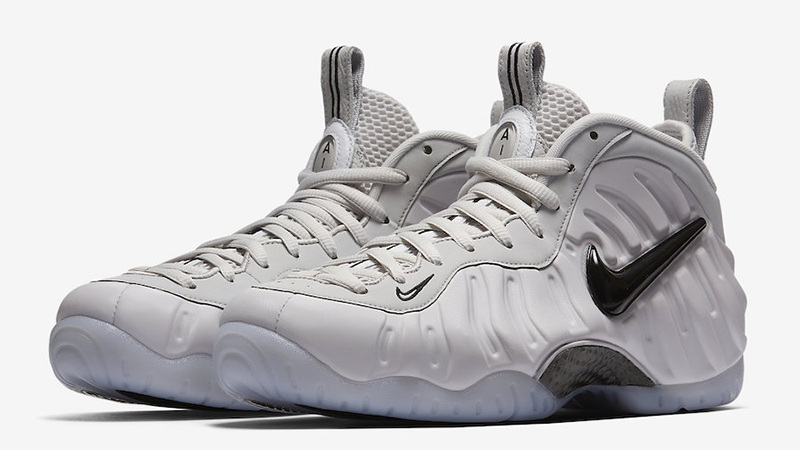 Nike Air Foamposite Zwart