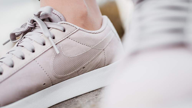 nike wmns blazer low lx