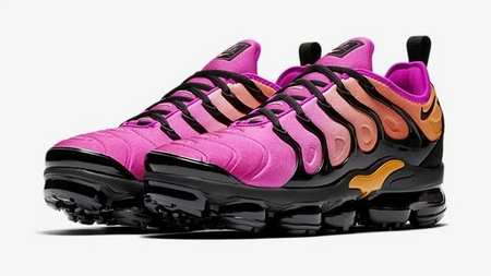 Nike Women's Air VaporMax Plus Is Dynamic In Pink And Black Nike Women's Air VaporMax Plus Is Dynamic In Pink And Black