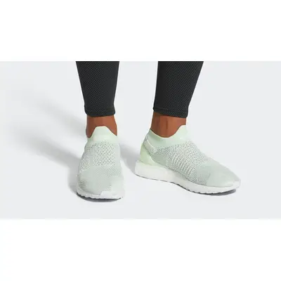 Adidas ultra boost laceless ash green best sale