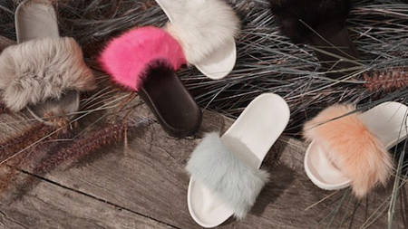Make a Statement in These Cute & Cosy UGG Sandals Make a Statement in These Cute & Cosy UGG Sandals