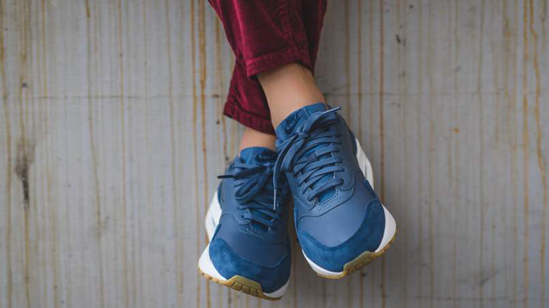 Nike Air Max 1 Jewel Blue Womens 2018 nike air max jewel light bone blue