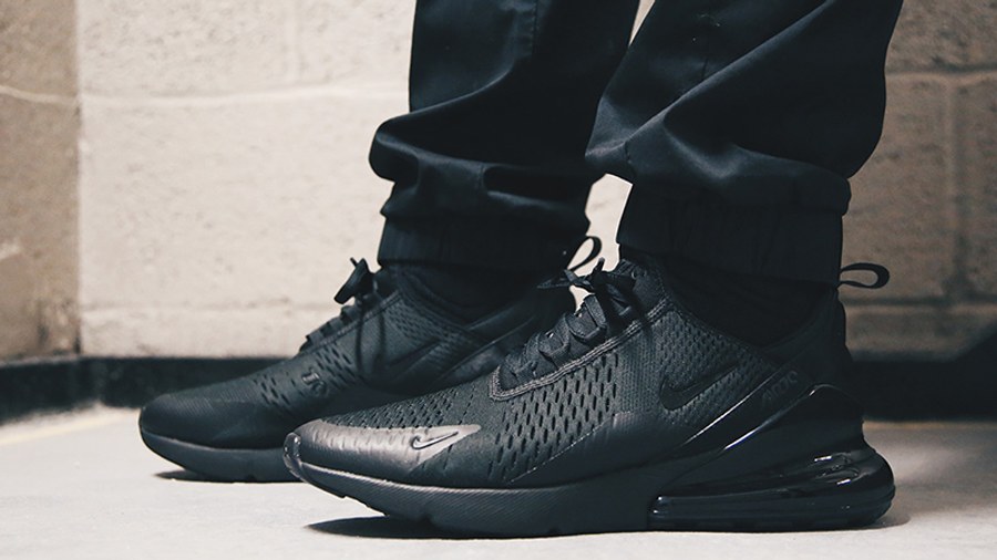 País continuar Mount Bank Nike Air Max 270 Triple Black | Where To Buy | AH8050-005 | The Sole  Supplier