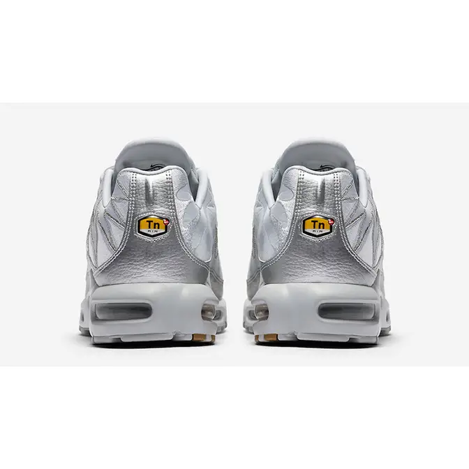 Nike Air Max Plus Zig-Zag Grey | Where To Buy | AJ6301-001 | The 