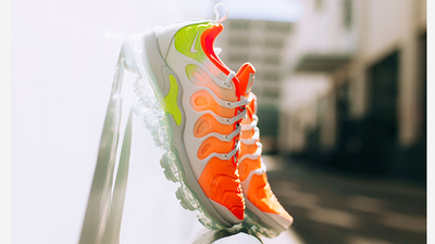 orange air max vapor