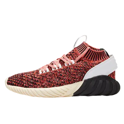 Adidas tubular doom shop sock black red