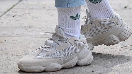 yeezy 500 blush outfits