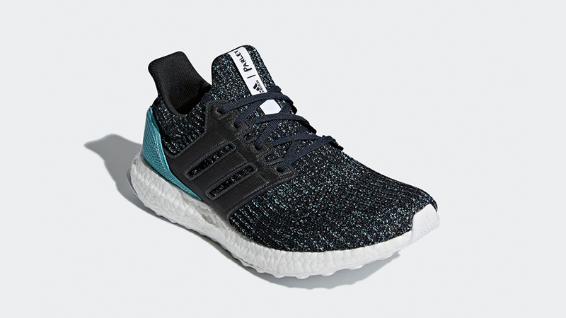adidas Ultra Boost 4.0 Parley Carbon 
