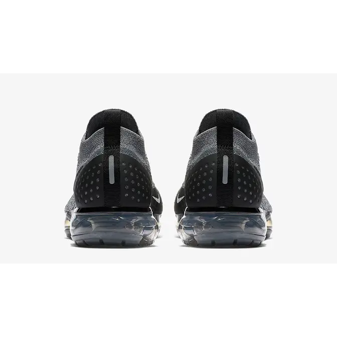 Air vapormax flyknit 2 black white dark on sale grey