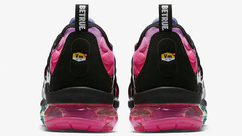 Pink Nike Air Vapormax Plus Sneakers For Men Farfetch.com