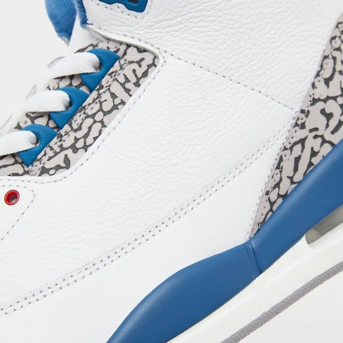Air Jordan 3 True Blue 2026 Detail