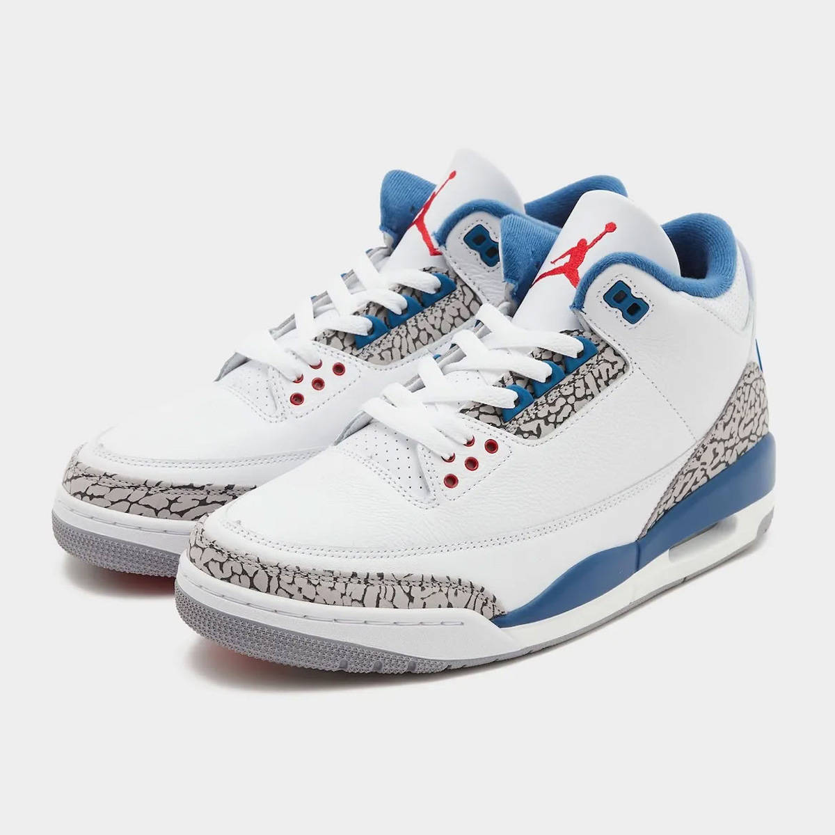 Air Jordan 3 True Blue 2026 Pair