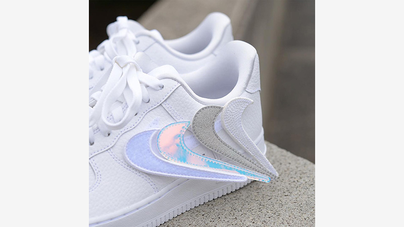 nike holographic swoosh