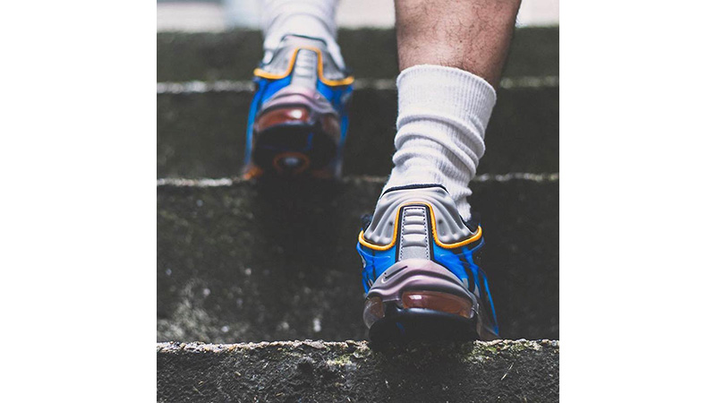 Nike Air Max Deluxe Photo Blue Orange Peel