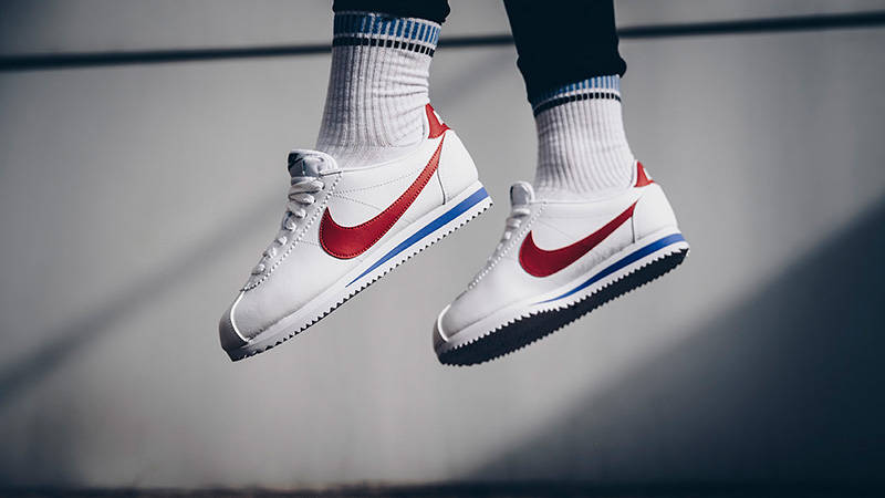 nike cortez classic on feet