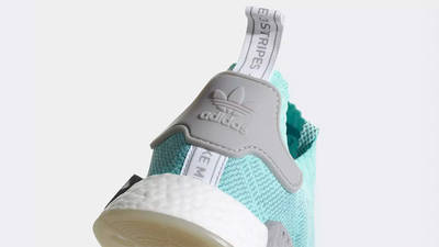 nmd r1 aqua