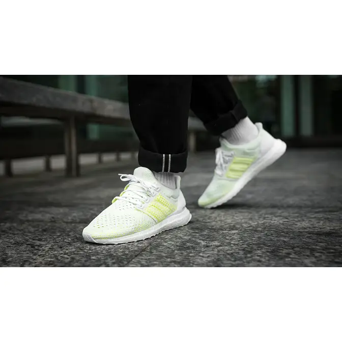 Ultra boost clima hot sale solar yellow