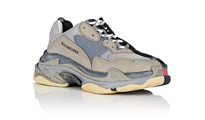 balenciaga triple s