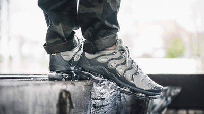 vapormax plus dark stucco